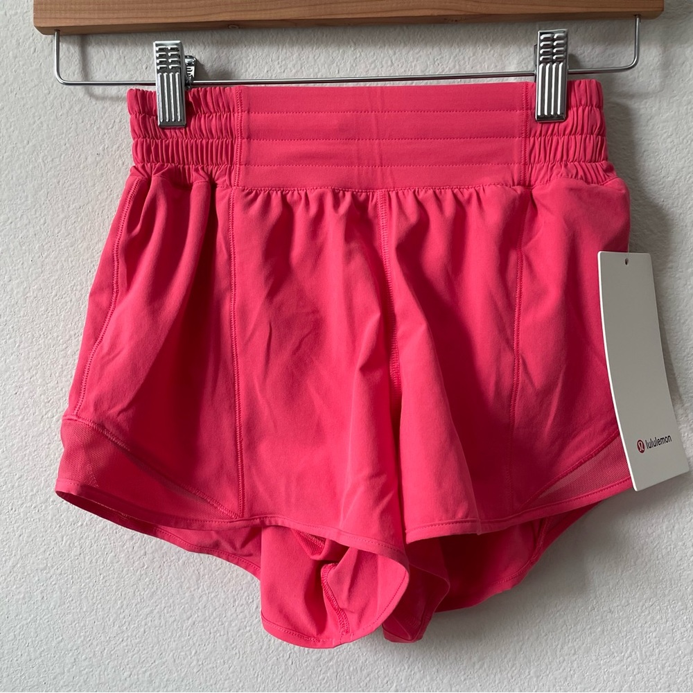 NWT Lululemon Hotty Hot High-Rise Lined Short 4” Lined Glaze Pink Size 2